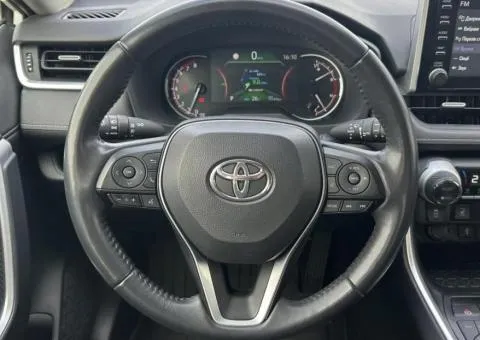 Toyota RAV4 2022, 2 л бензин, CVT, полный привод, 111 239 км, Киев - 9/10