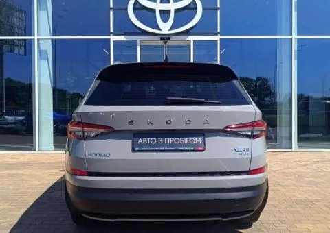 Skoda KODIAQ 2023, 2 л бензин, автомат, полный привод, 150 600 км, Киев - 4/10