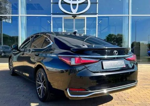 Lexus ES 2024, 2.5 л гибрид, автомат, передний привод, 74 464 км, Киев - 2/10