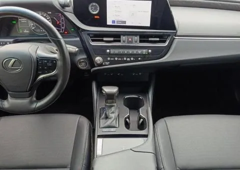 Lexus ES 2024, 2.5 л гибрид, автомат, передний привод, 74 464 км, Киев - 8/10