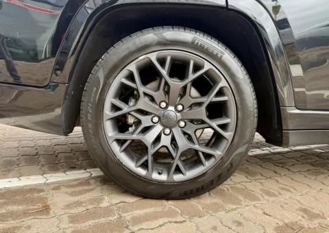 Jeep Grand Cherokee 2023, 3.6 л, бензин, автомат, полный привод, 89 779 км, Киев - 8/10