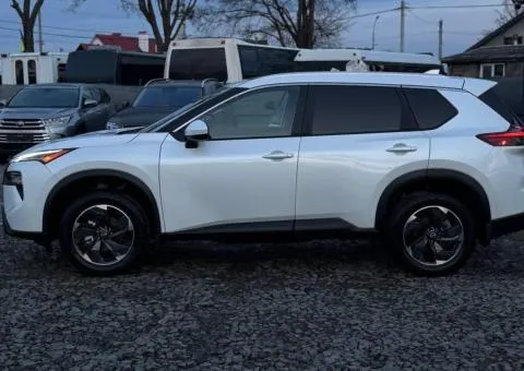 Nissan Rogue 2024, 1.5 л бензин, автомат, повний привід, 10 тис. км, Броди - 2/10