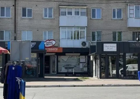 Продажа коммерческого помещения, 64.3 м², ул. Независимости, Волочиск - 1/10