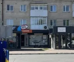 Продаж комерційного приміщення, 64.3 м², вул.Незалежності, Волочиськ