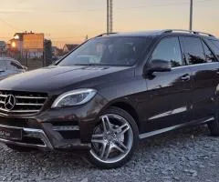 Mercedes-Benz ML-Class 2013, Броди