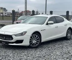 Maserati Ghibli Q4 S 2014, Броди