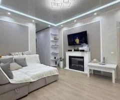 Продаж 2-кімнатної квартири, 77.2 м², вул. Кармелюка, Озерна, Хмельницький