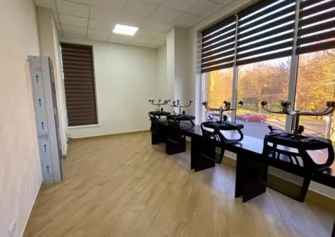 Commercial premises for long-term rent, 195 m², Proskurivskoho Pidpillia St, Khmelnytskyi - 6/10