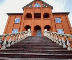 Продаж 4-кімнатного будинку, 497 м², вул. Отрадна, Хмельницький