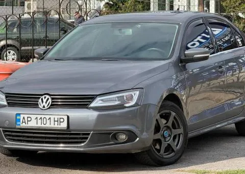 Volkswagen Jetta 2012, 2 л дизель, механіка, передній привід, 180 тис. км, Запоріжжя - 1/10