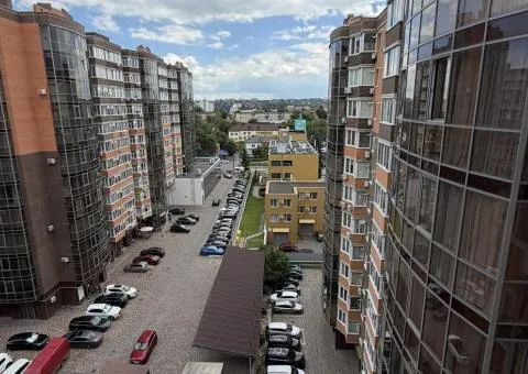 Продаж 1-кімнатної квартири, 52 м², ЖК «Набережний квартал», Київська, Вінниця - 1/10