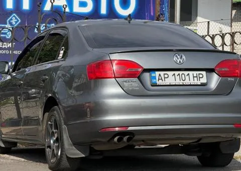 Volkswagen Jetta 2012, 2 л дизель, механіка, передній привід, 180 тис. км, Запоріжжя - 5/10