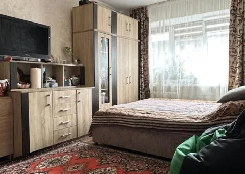 2-room apartment for sale, 42.4 m², Viys'kove mistechko, Vinnytsia - 1/10