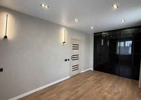 2-room apartment for sale, 64 m², Raiduzhna St, Berezna, Vinnytska region - 1/10