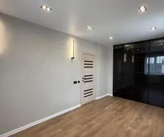 Продажа 2-комнатной квартиры, 64 м², ул. Радужная, Березина