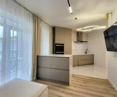 Продаж 1-кімнатної квартири, 45 м², цегла, сучасний ремонт, Зарванці