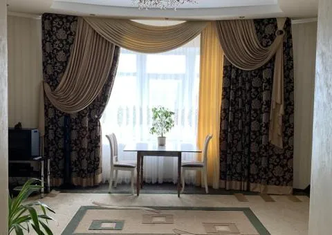 Продаж 2-кімнатної квартири, 89.3 м², ЖК «Нагірний», старе місто, Вінниця - 1/10
