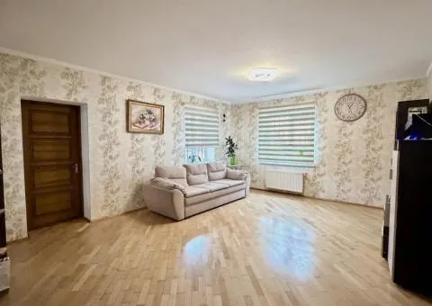 Продаж 5-кімнатного будинку, 160 м², Вишенька, Вінниця - 1/10