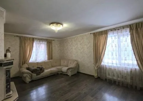 Продаж будинку, 217 м², ділянка 5 соток, старе місто, Вінниця - 7/10