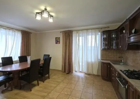 Продаж будинку, 217 м², ділянка 5 соток, старе місто, Вінниця - 10/10