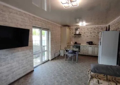 Продаж будинку в селі Прибузьке, 95 м², 2 поверхи - 4/10