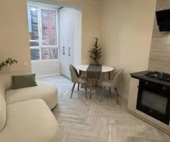 Продаж 1-кімнатної квартири, 45 м², Старе місто, Вінниця