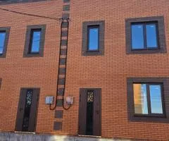 Продаж 2-кімнатного дуплексу, 67 м², с. Агрономічне, цегла, ділянка 1.5 сотки