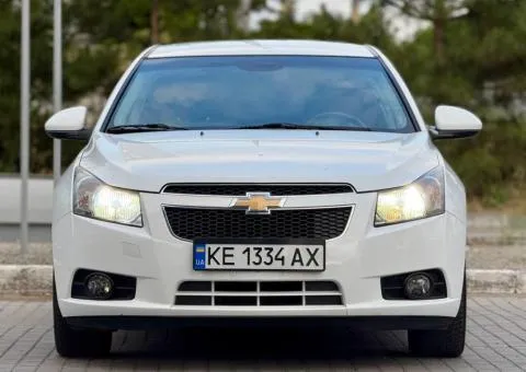 Chevrolet Cruze 2010, 1.8 л бензин, механіка, передній привід, 180 тис. км, Запоріжжя - 2/10