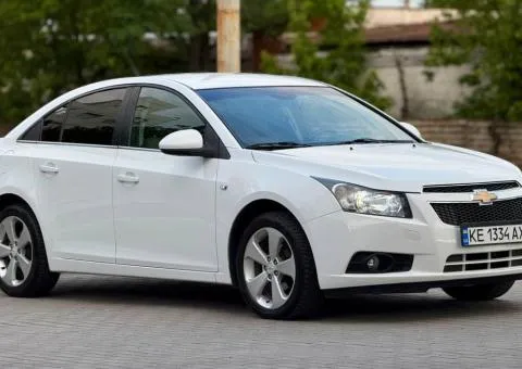 Chevrolet Cruze 2010, 1.8 л бензин, механіка, передній привід, 180 тис. км, Запоріжжя - 4/10