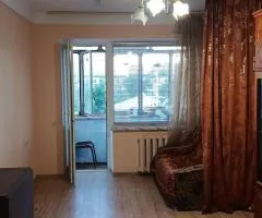 Кімната поруч рінок Юність , Метро Чернигівська 120 хвилин , вул.Космічна №3
