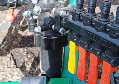 Розподільник Tolveri (Толвері) з гліцериновим манометром до навісного польового штангового - 6/10