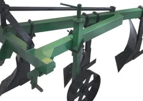 Three-share plow for mini tractor PLN-3-20 - 2/2