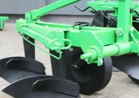 Two-body plow 2-25 heavy (deep tillage up to 30 cm) Bomet for tractor from 25 hp - 1/10