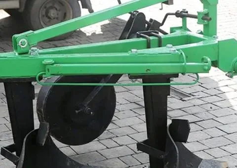 Two-body plough Bomet 2-30 (deep ploughing to 30 cm) for tractor power from 35 hp - 3/10