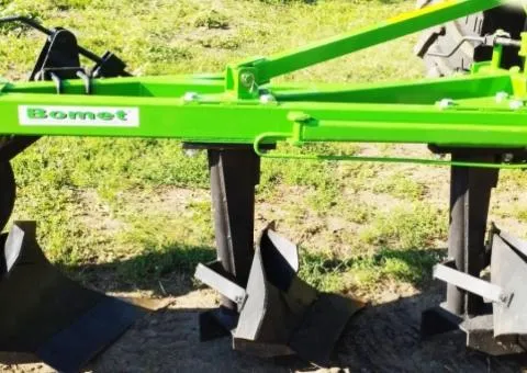Three-share plough 3-30 (deep ploughing up to 30 cm) Bomet for tractor from 60 hp - 2/6