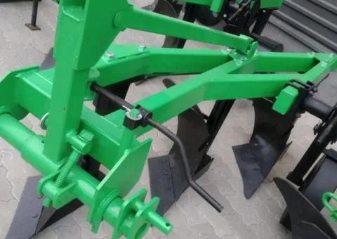Three-share plough 3-30 (deep ploughing up to 30 cm) Bomet for tractor from 60 hp - 4/6