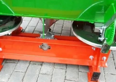 Розкидач міндобрив польський РМД 1000 Strumyk - 5/7