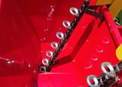 2-рядна саджалка картоплі з бункером для міндобрив Bomet (міжряддя 50-55 см) - 3/6