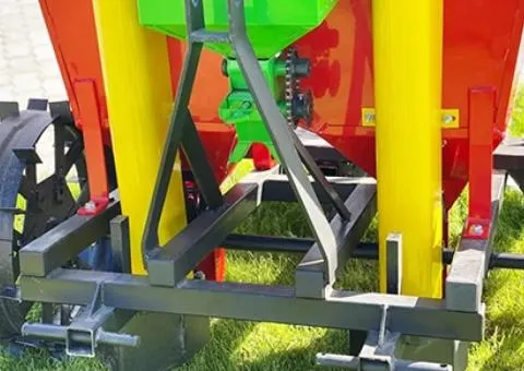 2-рядна саджалка картоплі з бункером для міндобрив Bomet (міжряддя 50-55 см) - 4/6