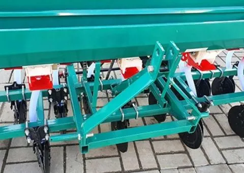 Дискова зернова сівалка 10-рядкова на трактор з бункером для міндобрив - 1/5