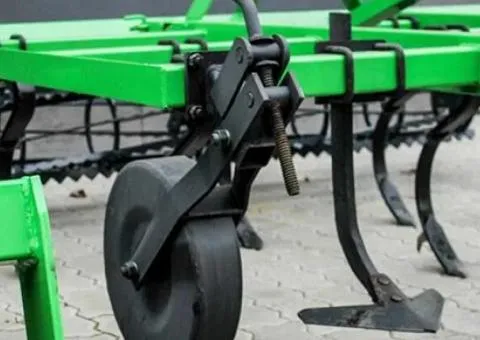 Cultivator with roller 1.5m combined three-row pre-sowing full-tillage - 1/4