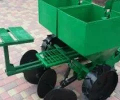 Дворядна картоплесаджалка до мінітрактора КСНМ2А (дисковий підгортач)