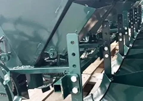2-рядная картофелесажалка КСУ-120П-3т с бункерами для удобрений и лопастными окучниками - 2/6