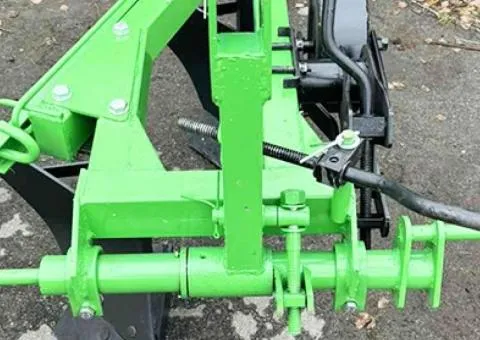 Двокорпусний плуг Бомет (Bomet) на мінітрактор 2-25 Ш (полегшений, висока стійка) - 3/8