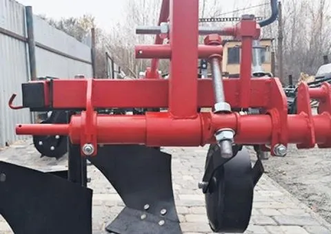 Двокорпусний польський плуг до мінітрактора Віракс - Бомет (Wirax - Bomet) 2-25 з тягою під боронку - 6/7