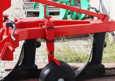 Двокорпусний плуг 2-18 (стійка 44 см) навісний до мінітрактора Віракс від 14 к.с. - 2/10