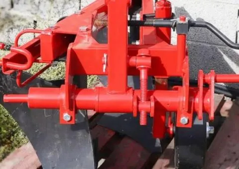 Двокорпусний плуг 2-18 (стійка 44 см) навісний до мінітрактора Віракс від 14 к.с. - 6/10
