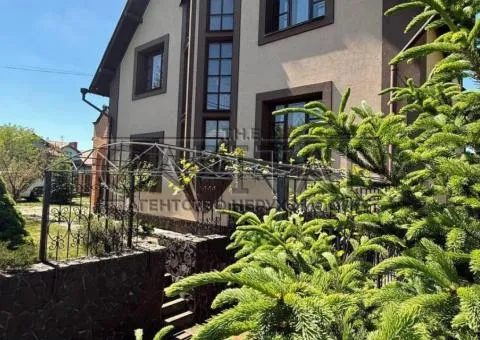 Долгосрочная аренда 5-комнатного дома, 180 м², ул. Ивана Богуна, Новые Петровцы - 1/10
