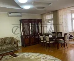 Оренда 4-кімнатної квартири, 200 м², ЖК «Хвиля», вул. Старонаводницька, Печерський район, Київ