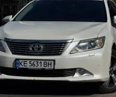 Toyota Camry 2011, 2.5 л газ/бензин, автомат, передній привід, 170 тис. км, Запоріжжя